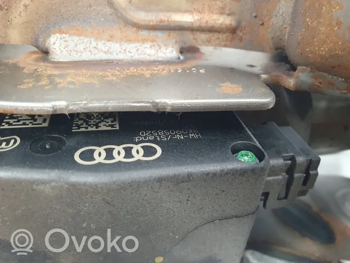 Audi A4 S4 B8 8K Ohjauspyörän akseli 