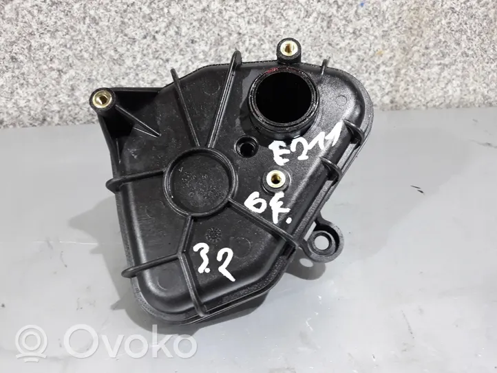 Mercedes-Benz E W211 Durite de refroidissement tube 