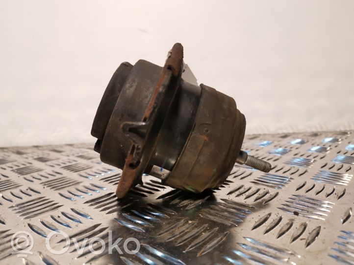 Jeep Grand Cherokee Soporte de montaje del motor 52124677AF