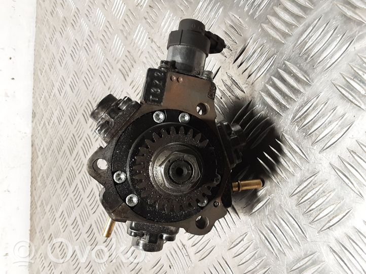 Nissan X-Trail T32 Fuel injection high pressure pump 0445010404