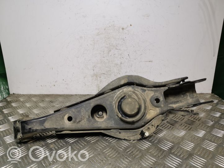 KIA Sorento Rear control arm 