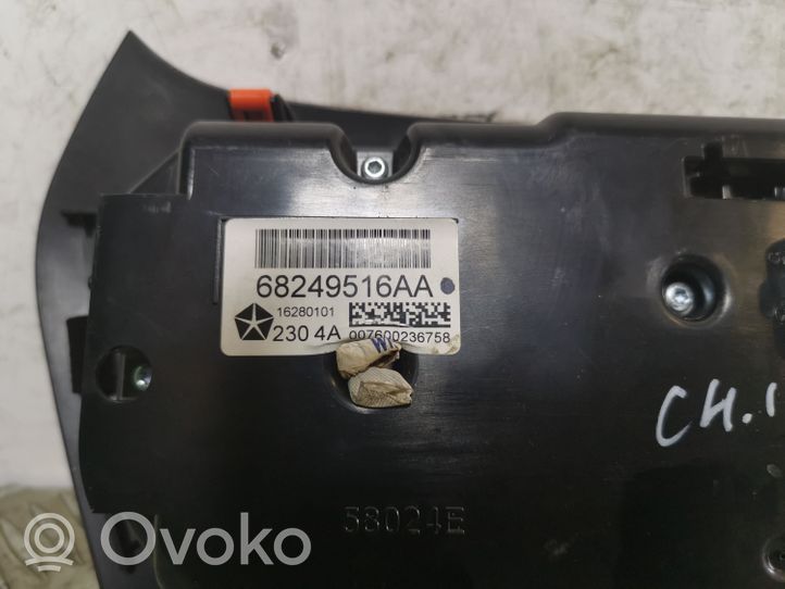 Jeep Cherokee Gaisa kondicioniera / klimata kontroles / salona apsildes vadības bloks (salonā) 68249516AA