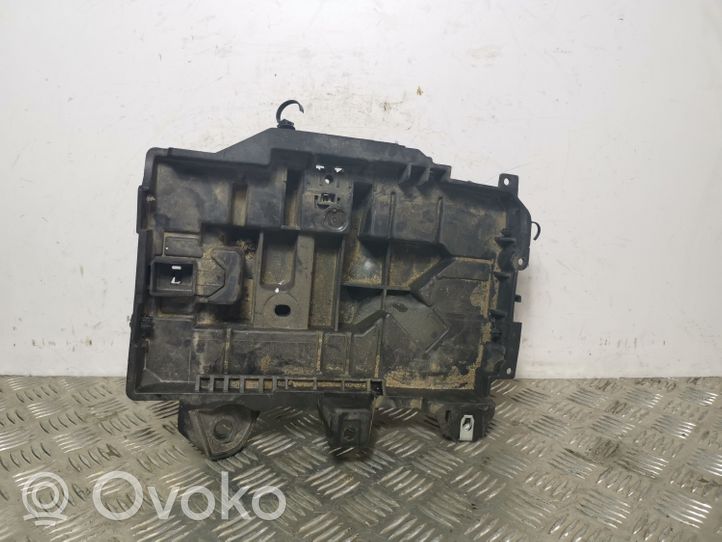 Jeep Cherokee Półka akumulatora 68186053AC