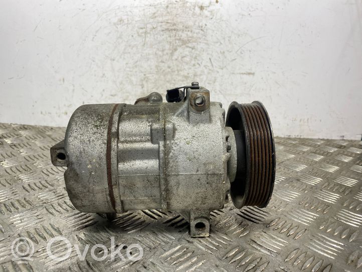 KIA Sorento Ilmastointilaitteen kompressorin pumppu (A/C) 1F38E12600