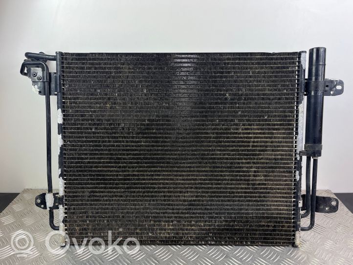 Volkswagen Tiguan Jäähdyttimen lauhdutin (A/C) 5N0820411F