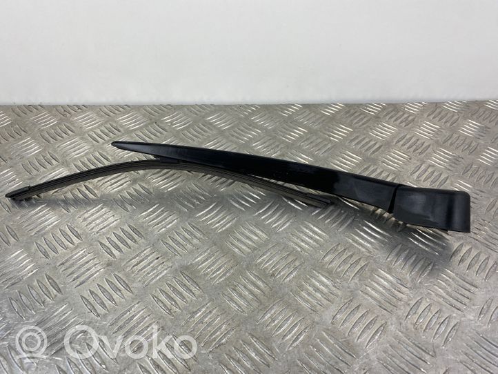 KIA Sorento Rear wiper blade arm 