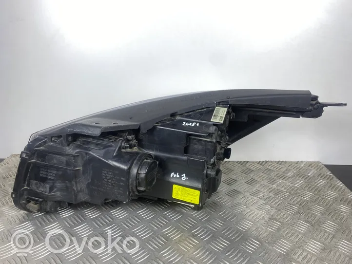 KIA Sorento Lampa przednia 92102C5200