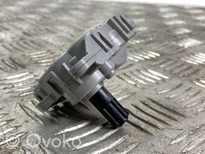 Hyundai Santa Fe Air flap motor/actuator 