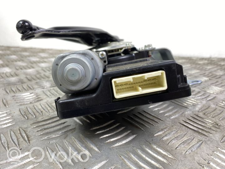 Infiniti QX80 Pompe, vérin hydraulique de hayon 42711010610