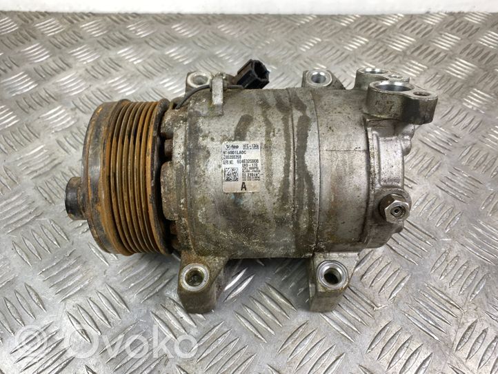 Infiniti QX80 Ilmastointilaitteen kompressorin pumppu (A/C) 926001LA0C