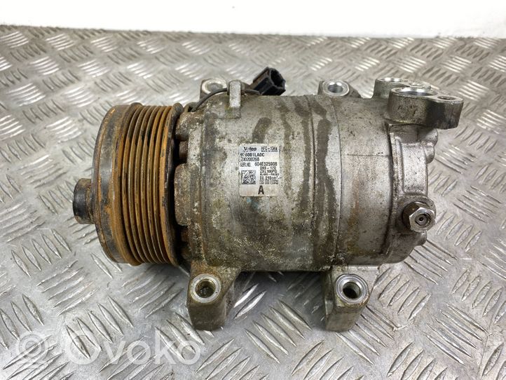 Infiniti QX80 Ilmastointilaitteen kompressorin pumppu (A/C) 926001LA0C