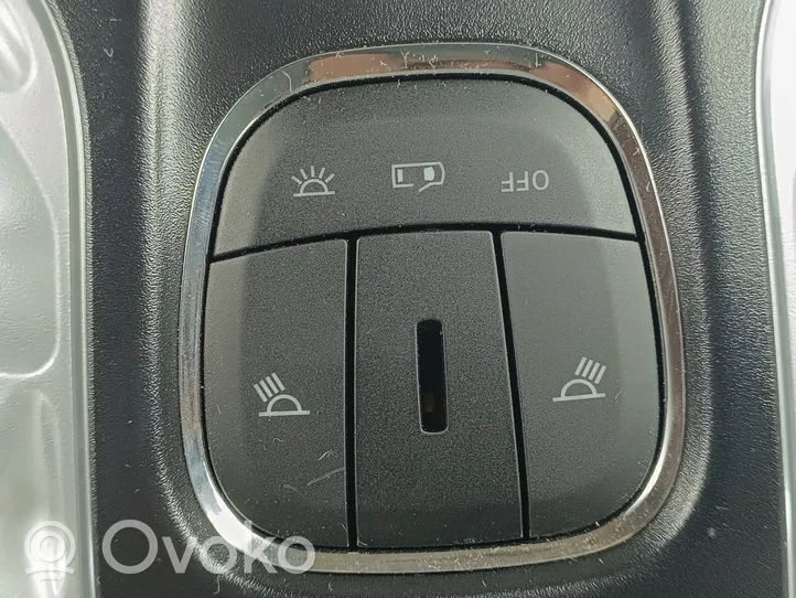 Jeep Compass Luz del asiento delantero 