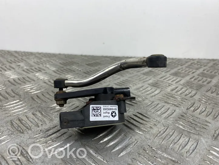 Jeep Grand Cherokee Priekinės pakabos aukščio daviklis 68164092AB