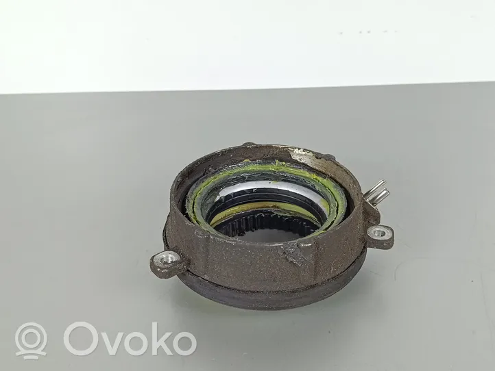 SsangYong Rexton Hub lock 