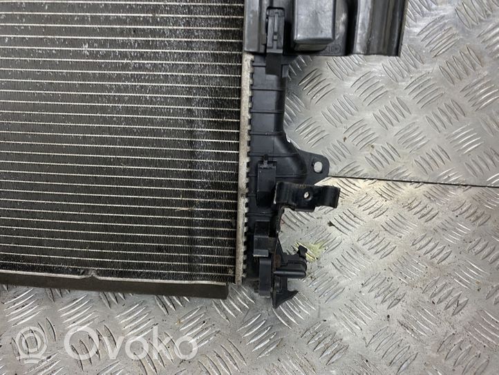 Volvo XC60 Dzesēšanas šķidruma radiators 