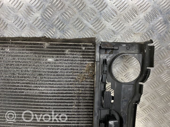 Volvo XC60 Dzesēšanas šķidruma radiators 