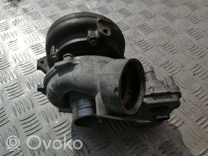 Mercedes-Benz E C207 W207 Turboahdin A6510903580