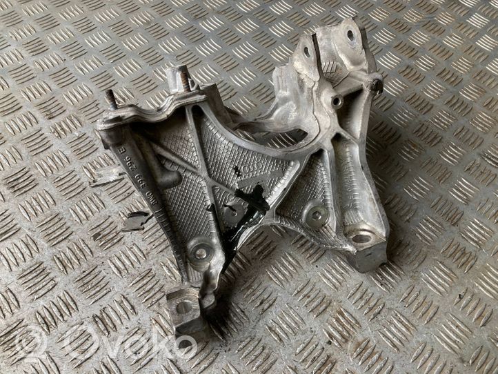 Audi S5 Facelift Engine mounting bracket 8W0339296E