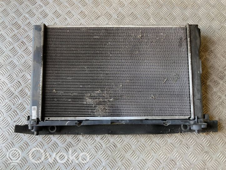 Toyota Auris E180 Radiatore di raffreddamento MF4221341041