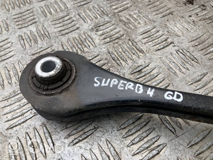 Skoda Superb B8 (3V) Braccio di controllo sospensione posteriore 5Q0501529F