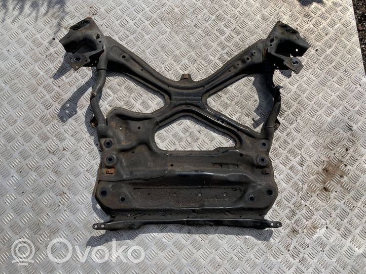 Audi A4 S4 B9 Rama pomocnicza przednia 8W2399347E