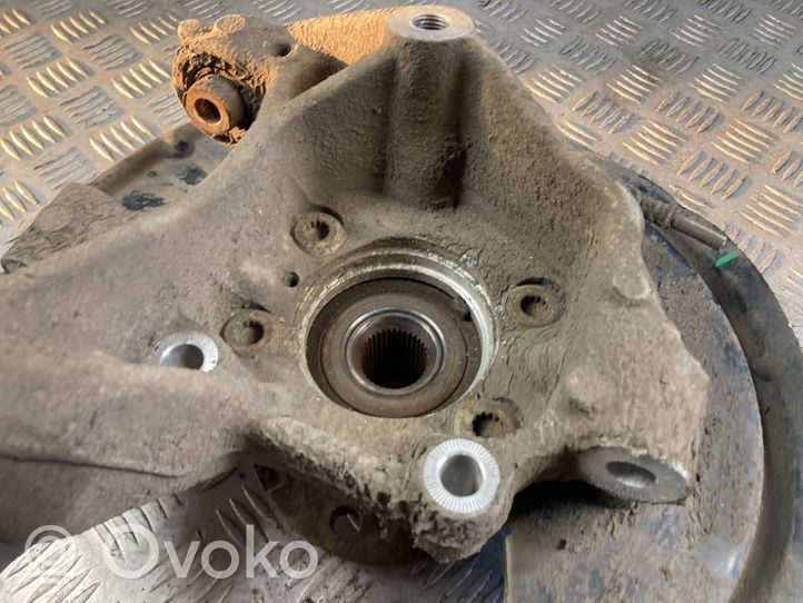 Audi Q3 8U Pivot de moyeu arrière 3C0505435