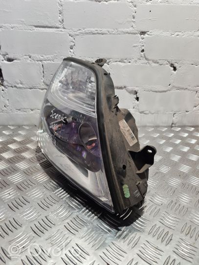 Renault Scenic RX Lampa przednia 