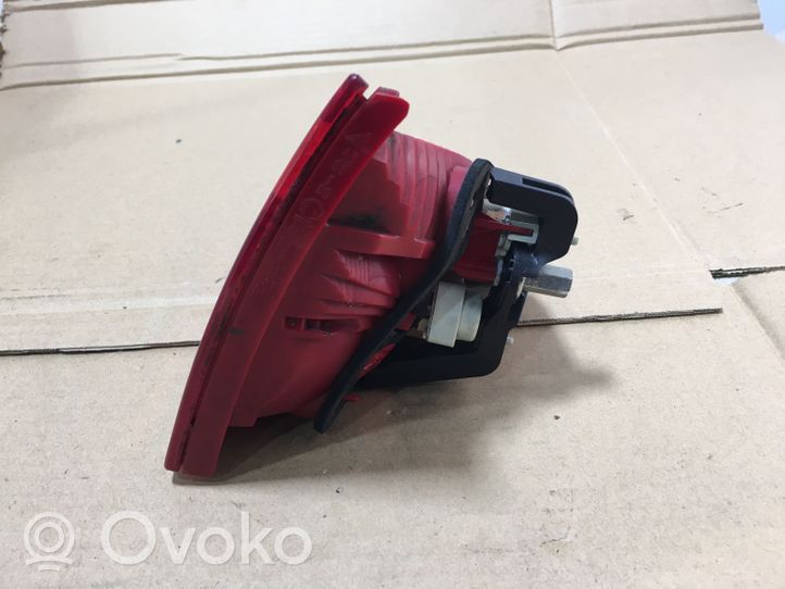 Audi A5 8T 8F Lampy tylnej klapy bagażnika 8T0945094