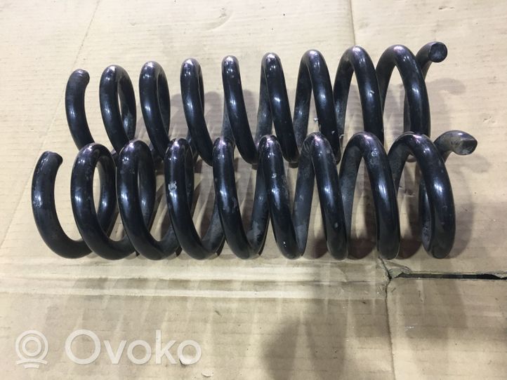 BMW M4 F82 F83 Rear coil spring 