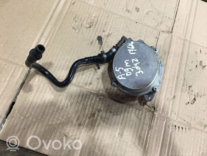 Audi A5 8T 8F Pompe à vide 057145100AF