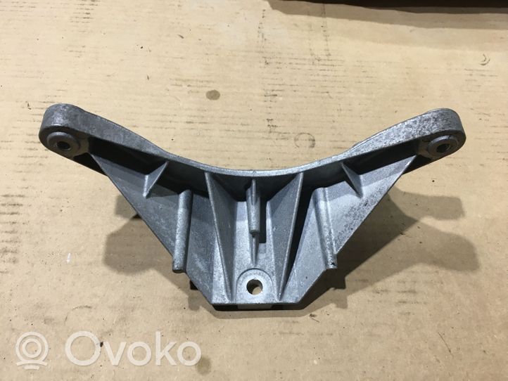 BMW X6 F16 Kita variklio skyriaus detalė 7328324