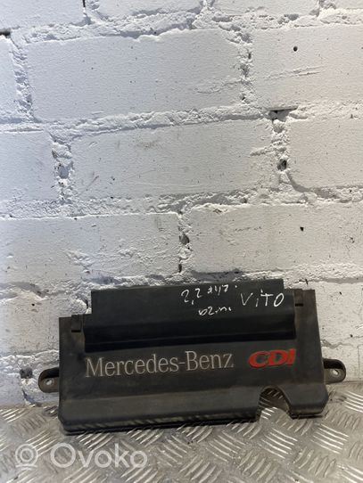 Mercedes-Benz Vito Viano W639 Couvercle cache moteur A6385240228