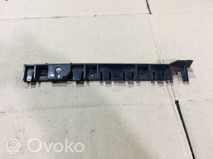 BMW 1 E82 E88 Fender mounting bracket 7118160