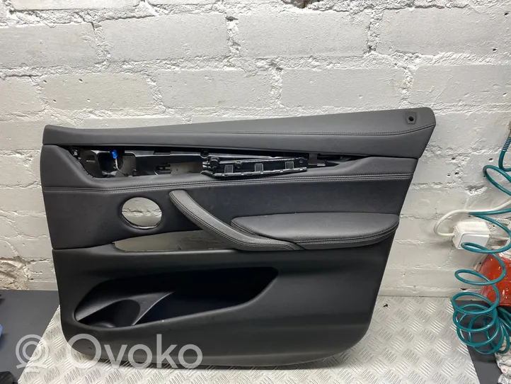 BMW X6 F16 Apmušimas priekinių durų (obšifke) 7292116