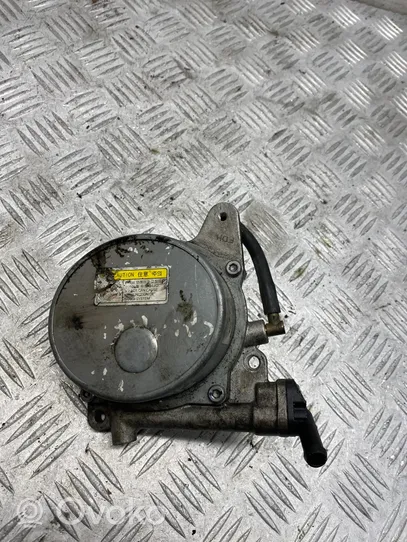Hyundai Santa Fe Vacuum pump 288102F000