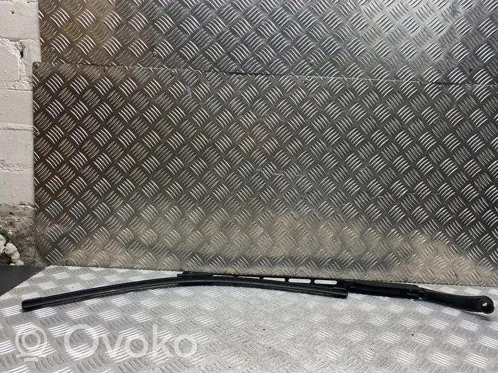 Citroen C5 Ramię wycieraczki szyby przedniej / czołowej 9682797780