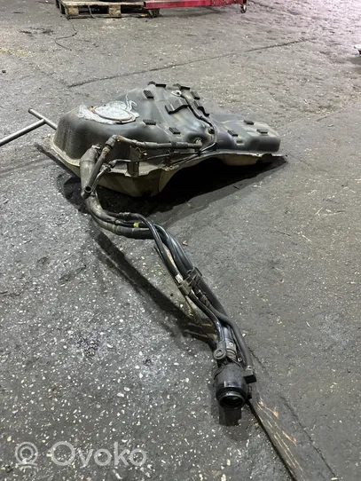 Hyundai Tucson TL Fuel tank 