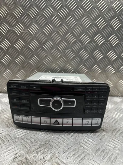 Mercedes-Benz SLK R172 Panel / Radioodtwarzacz CD/DVD/GPS A1729014504