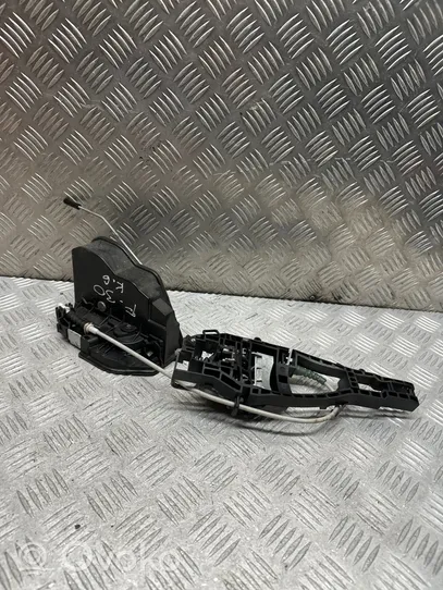 BMW 3 F30 F35 F31 Serrure de porte arrière 7202147