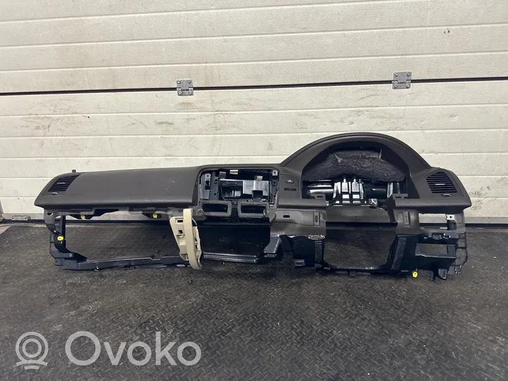 Volvo XC60 Панель 