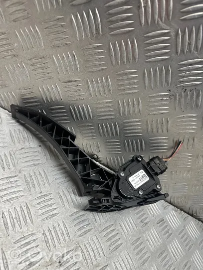 Opel Astra K Accelerator throttle pedal 13373776