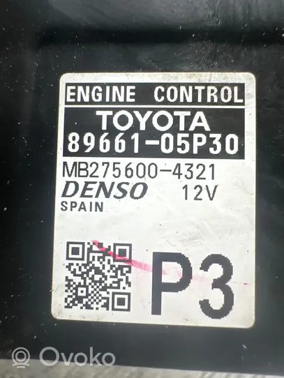 Toyota Avensis T270 Unidad de control/módulo de la inyección 8966105P30