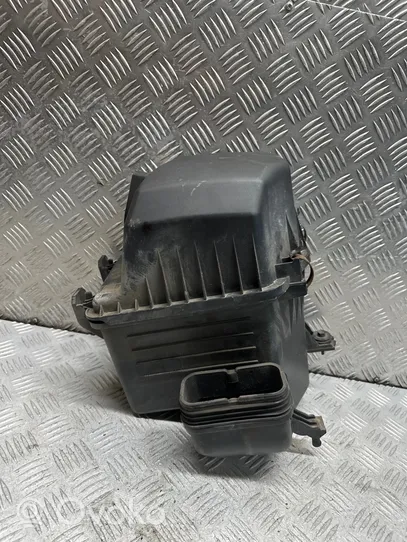 Hyundai ix35 Air filter box 909AZ01482