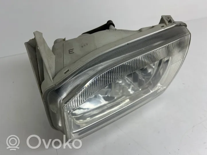 Nissan Pathfinder R50 Headlight/headlamp 