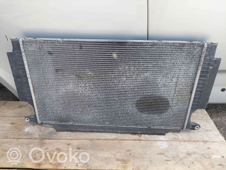 Toyota Avensis T270 Radiateur de refroidissement M135676E