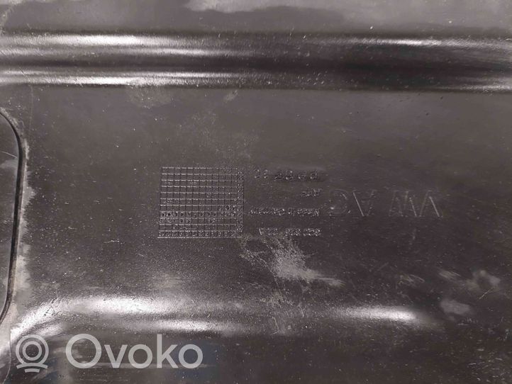 Volkswagen PASSAT B8 Osłona tylna podwozia 3Q0825967