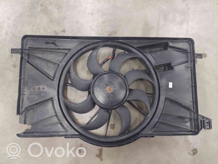 Ford Focus Ventilateur de refroidissement de radiateur électrique 8V618C607F