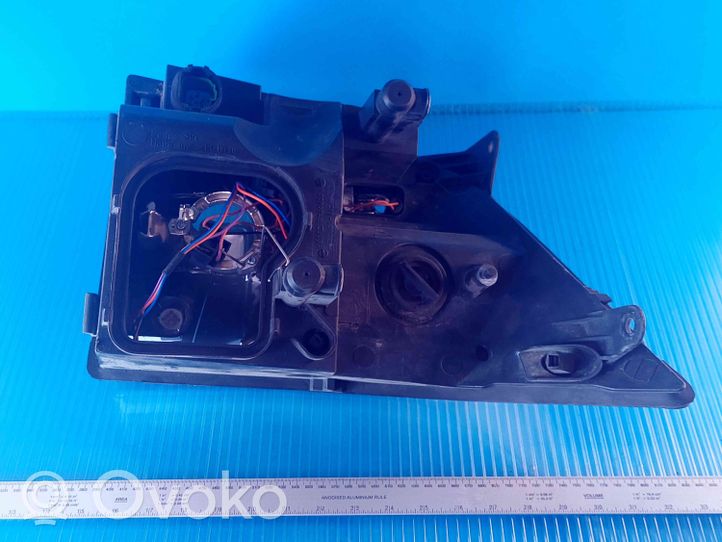 Ford Transit Phare frontale 10090748