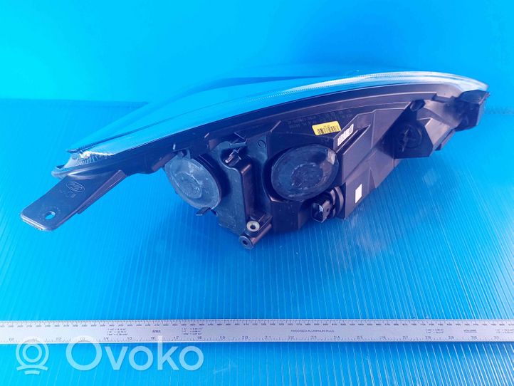 Ford Fiesta Priekšējais lukturis H1BB13W030AE