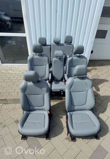 Toyota Sienna XL40 IV Set sedili 